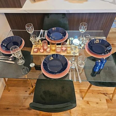 Comfortable Two Bedroom Flat Brighton Eksteriør bilde