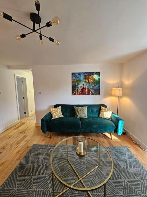 Comfortable Two Bedroom Flat Brighton Eksteriør bilde
