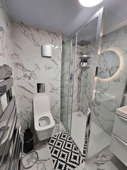 Comfortable Two Bedroom Flat Brighton Eksteriør bilde